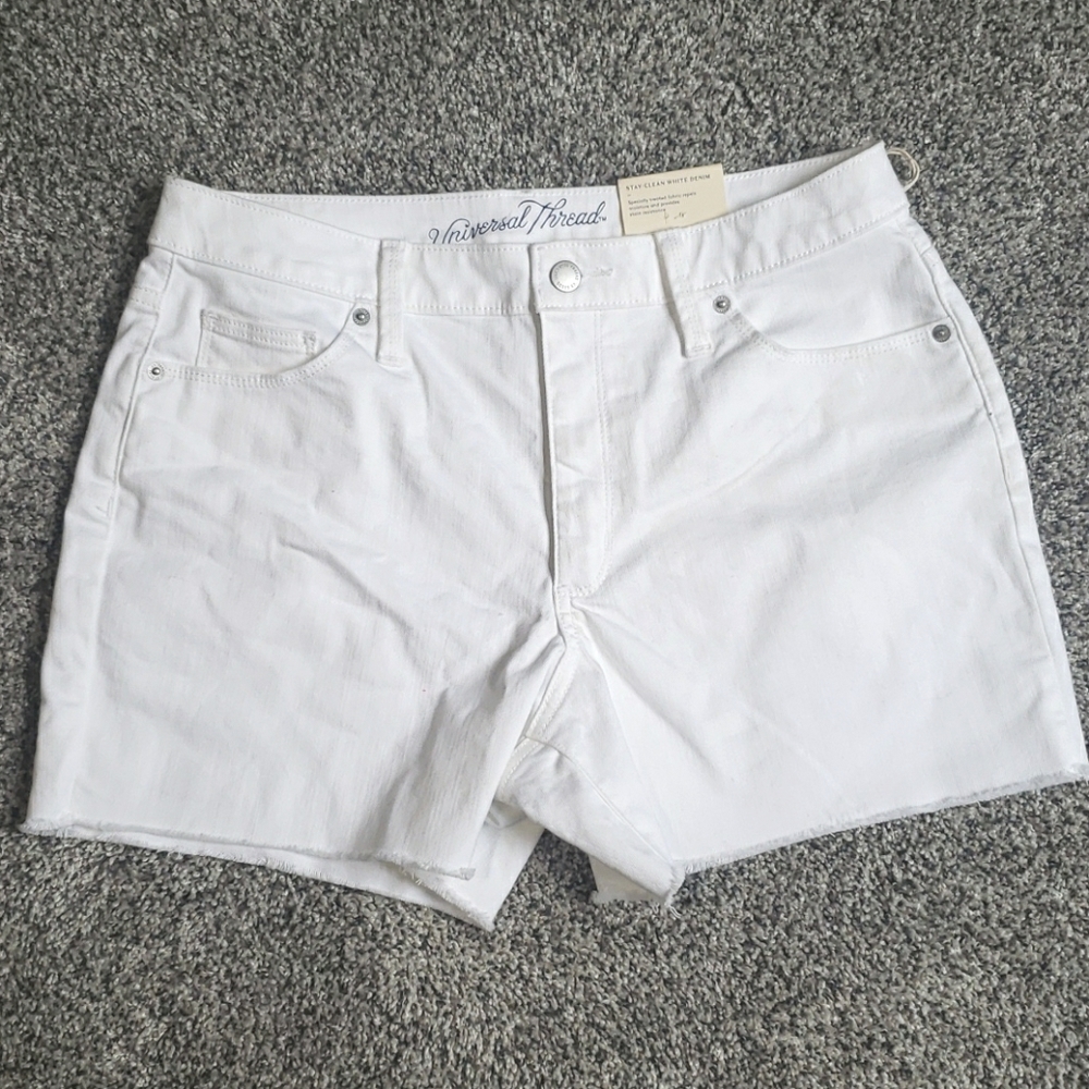 White, high-rise midi shorts